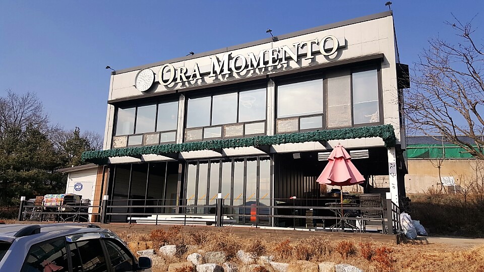 김포 카페 오라 모멘토 폴딩도어 시공 김포 카페 오라 모멘토 폴딩도어 시공
