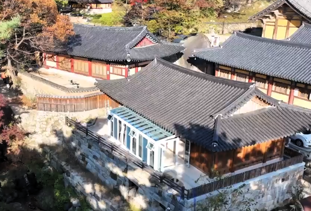 수덕사 요사채 썬룸 시공 수덕사 요사채 썬룸 시공